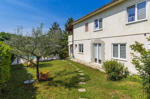 Photo 33 - Maison de 3 chambres à Karojba avec piscine privée et jardin