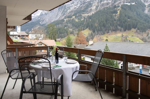 Foto 3 - Apartamento de 2 quartos em Grindelwald