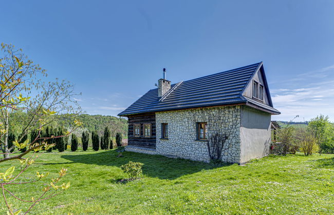 Casa de 3 quartos em Pilica com piscina e jardim - Foto 33