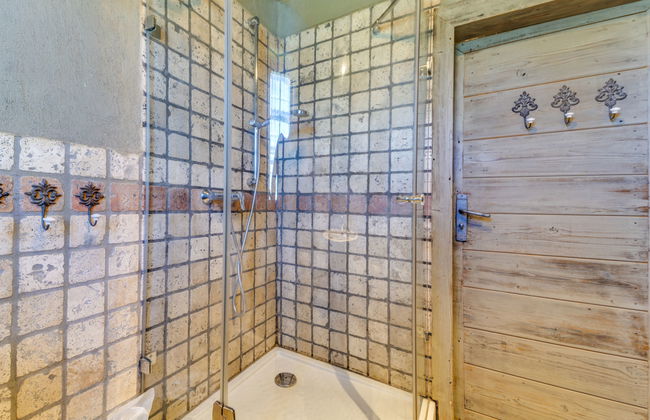Casa de 3 quartos em Pilica com piscina e jardim - Foto 26