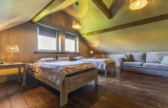 Casa de 3 quartos em Pilica com piscina e jardim - Foto 23