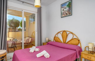 Foto 3 - Apartamento de 1 habitación en Fuengirola con piscina y vistas al mar