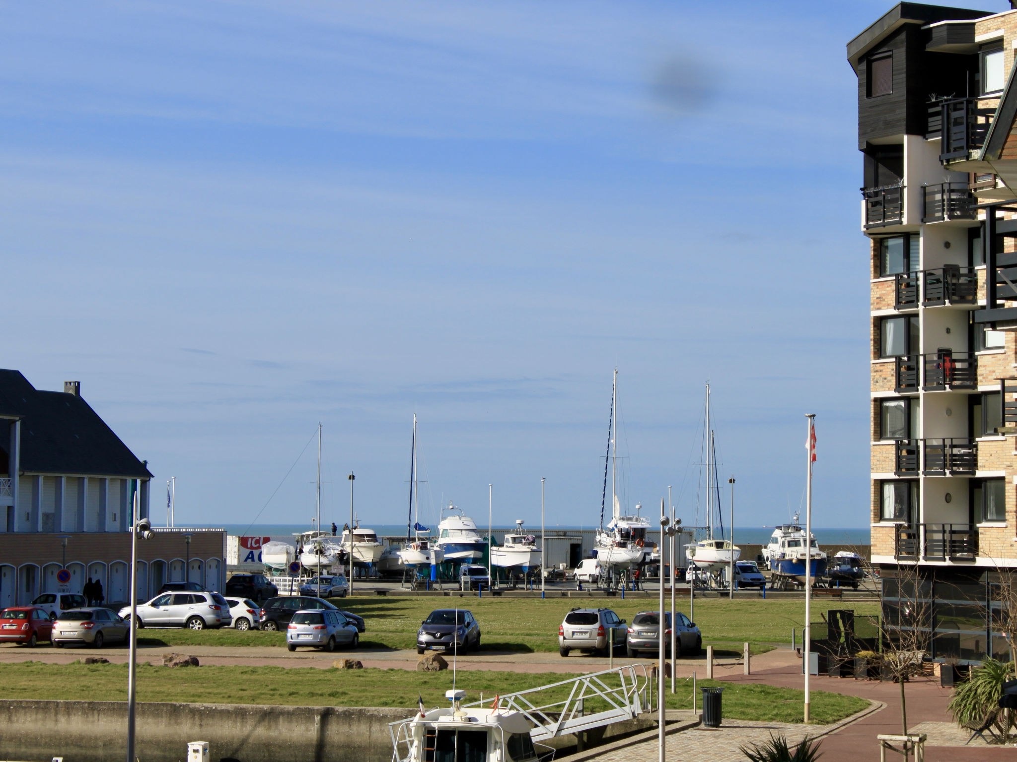 Foto 17 - Apartamento en Deauville con vistas al mar