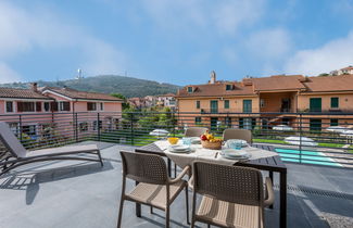 Photo 3 - Appartement de 1 chambre à Imperia avec piscine et jardin