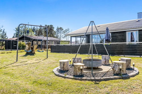 Foto 4 - Casa de 3 quartos em Sæby com terraço e banheira de hidromassagem