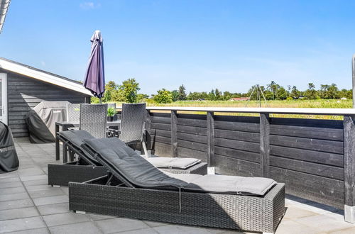 Foto 9 - Casa de 3 quartos em Sæby com terraço e banheira de hidromassagem