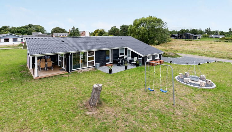 Photo 1 - Maison de 3 chambres à Sæby avec terrasse et bain à remous