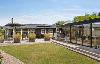 Foto 1 - Casa de 2 quartos em Otterup com terraço e banheira de hidromassagem