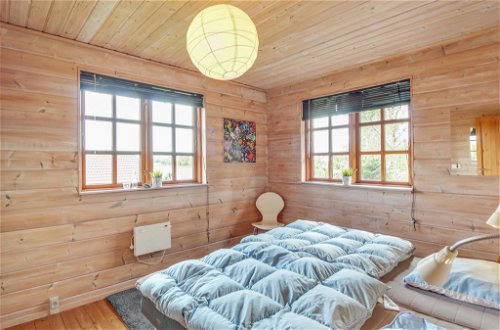 Foto 9 - Casa de 4 quartos em Rønde com terraço e sauna