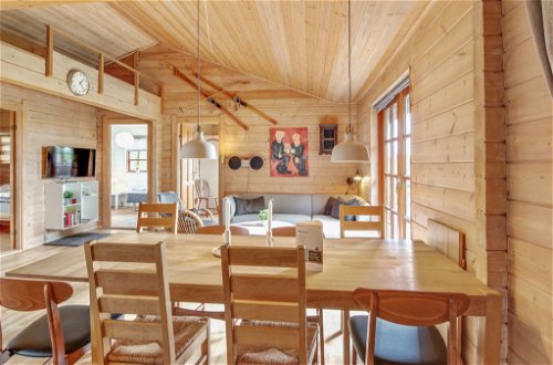 Photo 4 - Maison de 4 chambres à Rønde avec terrasse et sauna