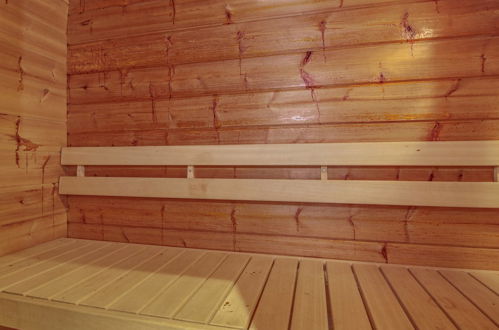 Foto 8 - Casa de 4 quartos em Rønde com terraço e sauna