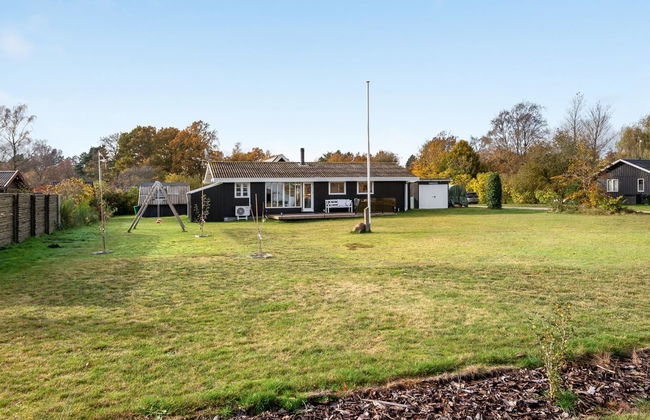 Casa de 2 quartos em Ørsted com terraço e sauna - Foto 2