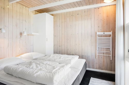 Photo 24 - 3 bedroom House in Harrerenden with private pool and terrace