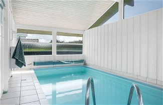 Foto 2 - Casa de 3 habitaciones en Harrerenden con piscina privada y terraza