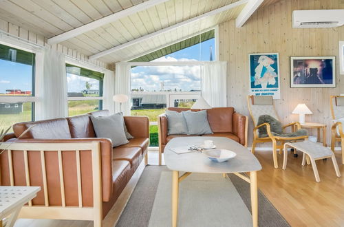 Photo 21 - 3 bedroom House in Harrerenden with private pool and terrace