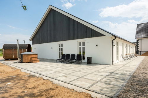 Photo 3 - Maison de 12 chambres à Højer avec piscine privée et terrasse