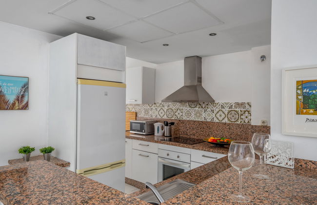 3 bedroom Apartment in Benalmádena with terrace - Photo 14