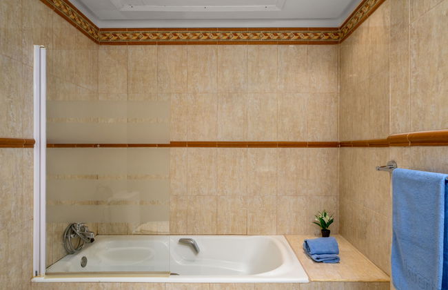 3 bedroom Apartment in Benalmádena with terrace - Photo 21