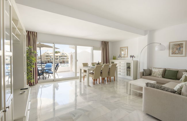 3 bedroom Apartment in Benalmádena with terrace - Photo 9