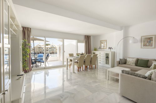 Photo 9 - Appartement de 2 chambres à Benalmádena avec terrasse et vues à la mer