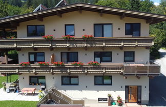 Foto 1 - Appartamento con 2 camere da letto a Aschau im Zillertal con giardino