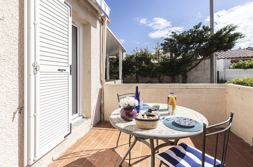 Foto 11 - Apartamento de 1 habitación en Saint-Cyprien con terraza y vistas al mar