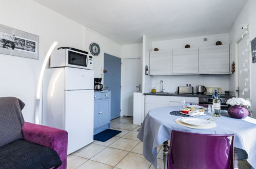 Foto 8 - Apartamento de 1 quarto em Saint-Cyprien com terraço e vistas do mar