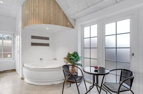 Photo 29 - 4 bedroom House in Ulfborg with private pool and terrace