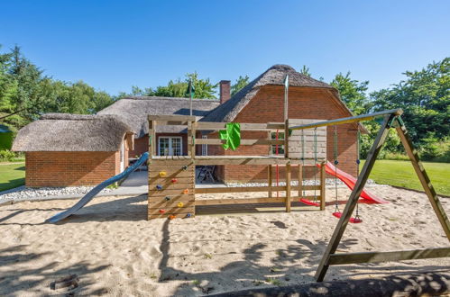 Foto 30 - Casa de 4 quartos em Ulfborg com piscina privada e terraço