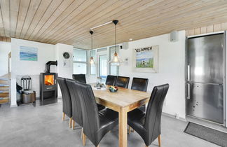 Photo 3 - 4 bedroom House in Blåvand with private pool and terrace