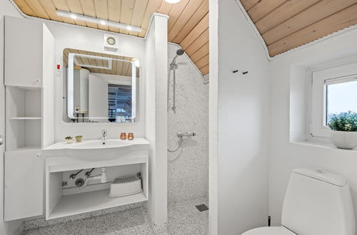 Photo 10 - Maison de 4 chambres à Ringkøbing avec piscine privée et terrasse