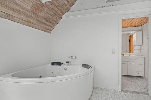 Photo 21 - Maison de 4 chambres à Ringkøbing avec piscine privée et terrasse