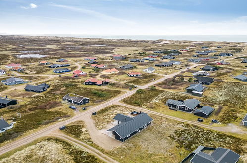 Foto 33 - Casa de 3 quartos em Hvide Sande com terraço e sauna