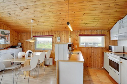 Foto 9 - Haus mit 2 Schlafzimmern in Klitmøller mit terrasse und sauna
