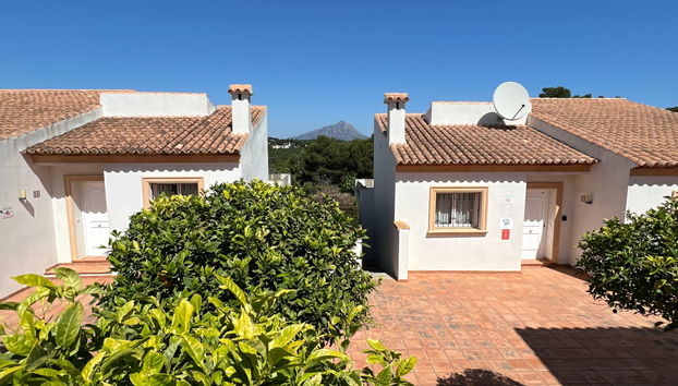 Casa de 3 quartos em Jávea com piscina privada e jardim - Foto 3