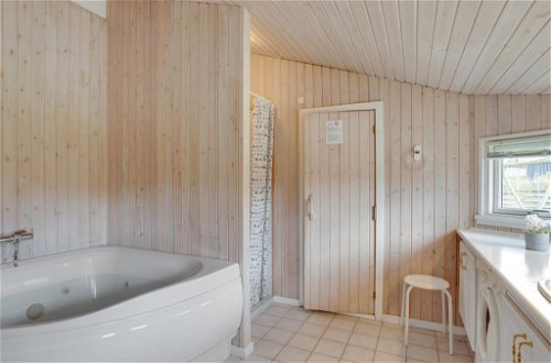 Foto 18 - Casa de 3 habitaciones en Væggerløse con terraza y sauna
