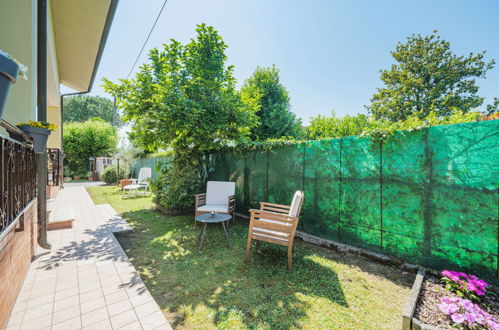 Photo 24 - Appartement de 2 chambres à Massa avec jardin et terrasse