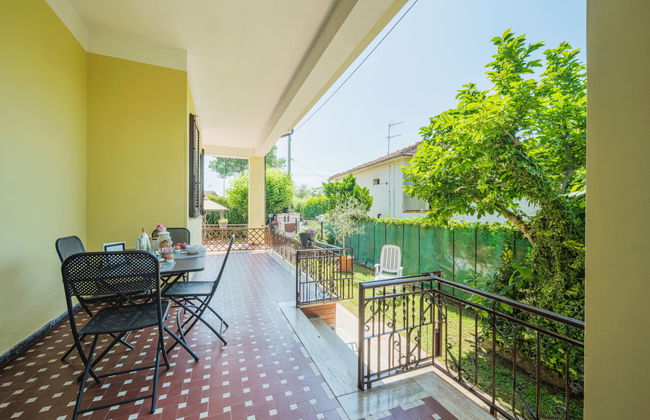 Appartamento con 2 camere da letto a Massa con giardino e terrazza - Foto 4