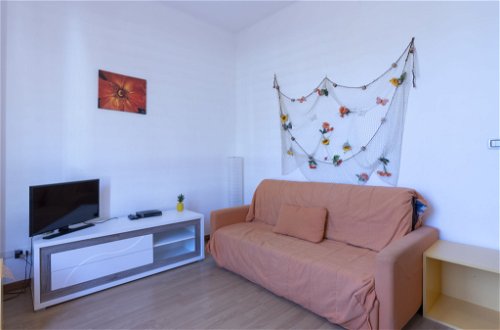 Foto 6 - Appartamento con 2 camere da letto a San Lorenzo al Mare con vista mare