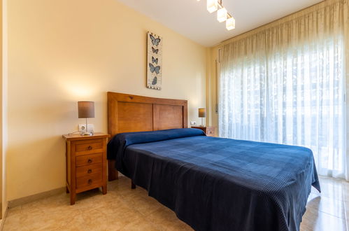 Foto 5 - Appartamento con 3 camere da letto a Vila-seca con piscina e vista mare