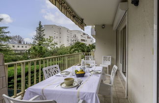 Foto 2 - Apartamento de 2 quartos em Fréjus com terraço e vistas do mar