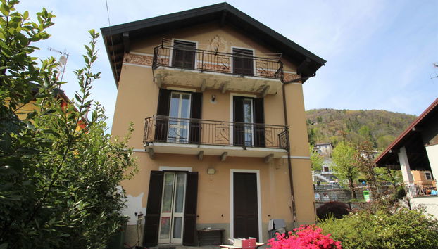 3 bedroom Apartment in Bee with garden - Photo 2