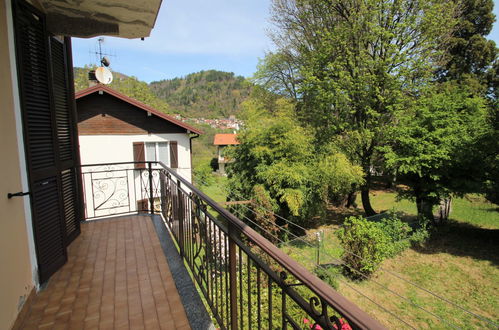 Photo 13 - 2 bedroom Apartment in Bee with garden and mountain view