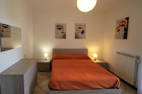 Foto 9 - Appartamento con 2 camere da letto a Bee con giardino