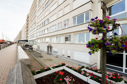 Foto 6 - Apartamento de 3 habitaciones en Blankenberge con vistas al mar