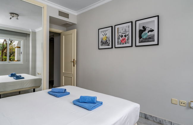 Appartement de 2 chambres à Marbella avec piscine et jardin - Photo 15