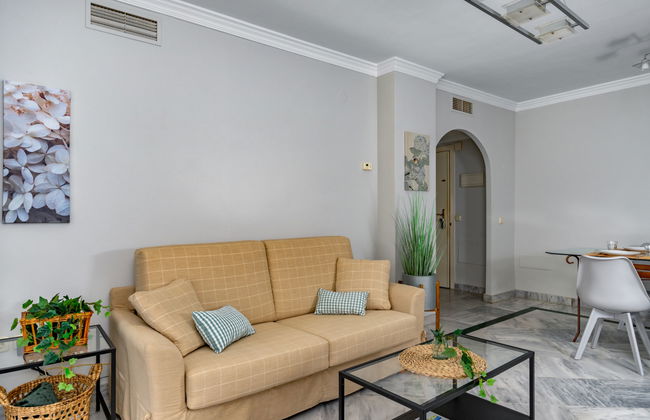 Appartement de 2 chambres à Marbella avec piscine et jardin - Photo 10