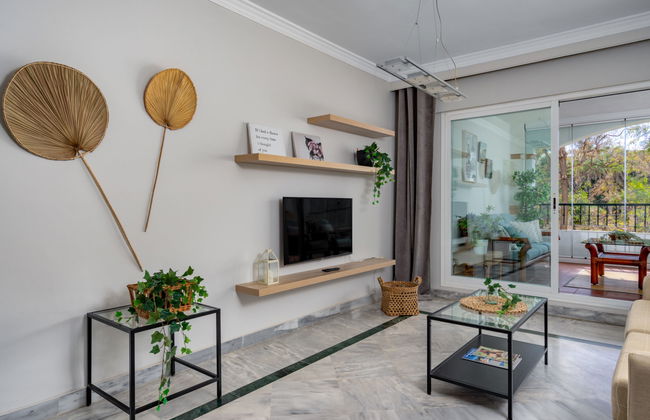 Appartement de 2 chambres à Marbella avec piscine et jardin - Photo 4