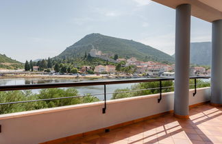 Photo 2 - Appartement de 2 chambres à Ston avec bain à remous et vues à la mer