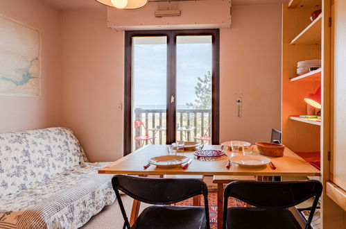 Foto 7 - Apartamento de 1 habitación en Cabourg con vistas al mar